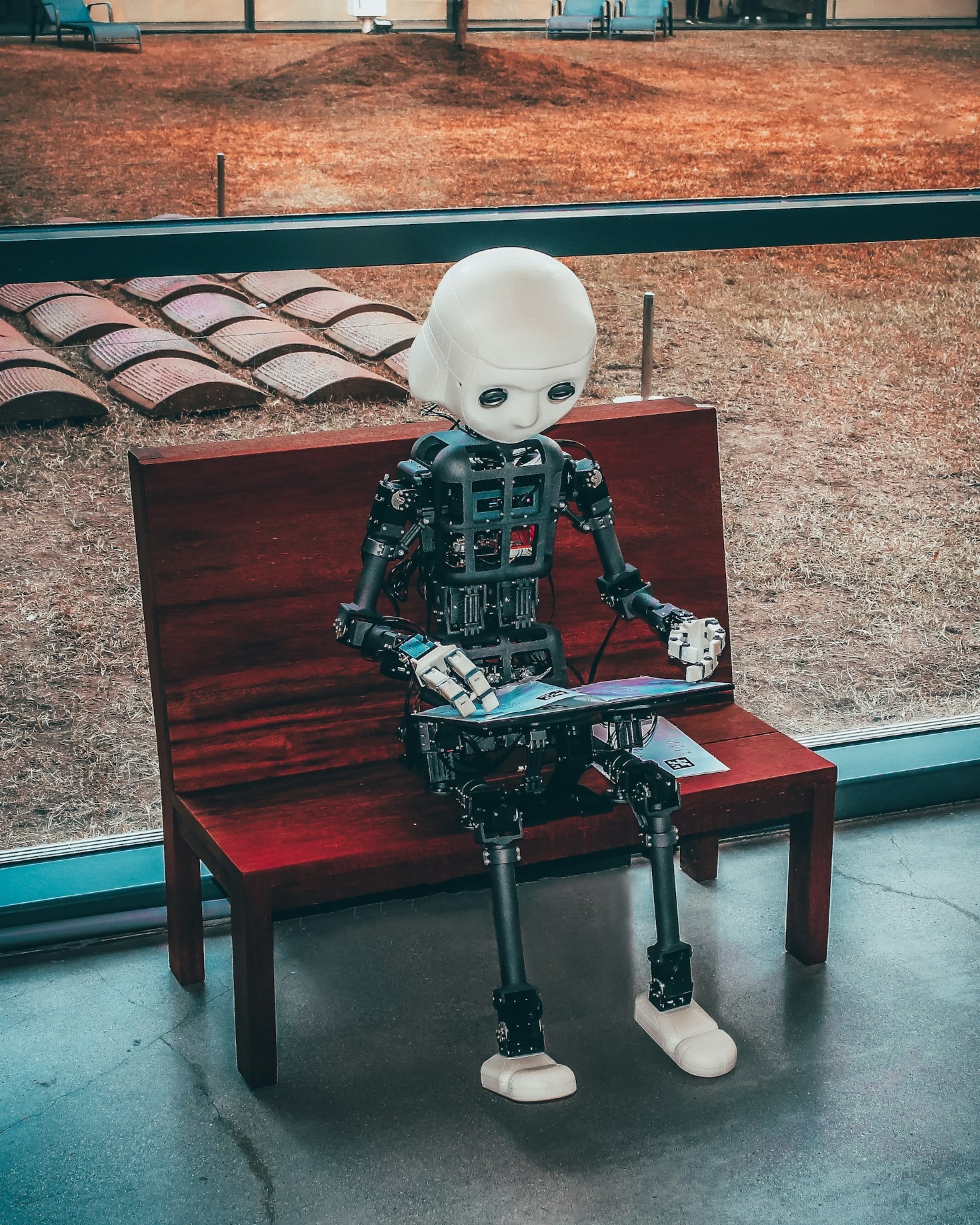 The Pros and Cons of Popular AI Platforms